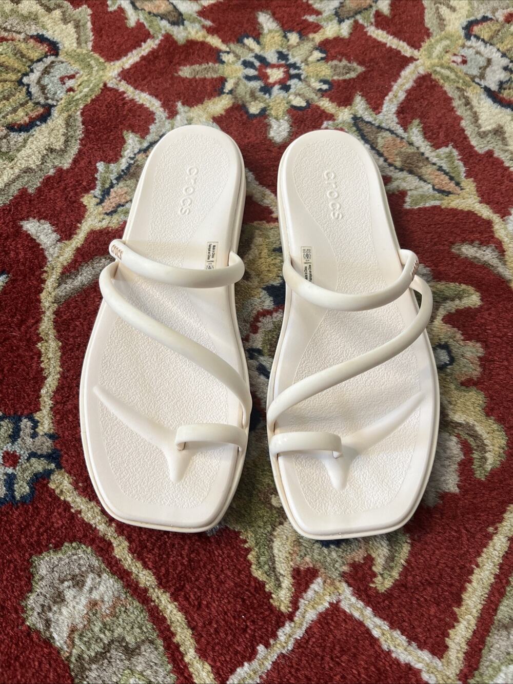 CROCS Miami Womens 10 Toe Loop Sandals Ivory / Gold Flip Flop Comfort Clean EUC